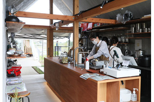 「働きたい」に応えたカフェ＝店員は医療ケア児者の家族―キャンプ気分味わえると人気に・仙台