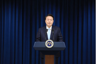 大統領、２０００人は「最小限」＝医師増員問題で国民向け談話―韓国