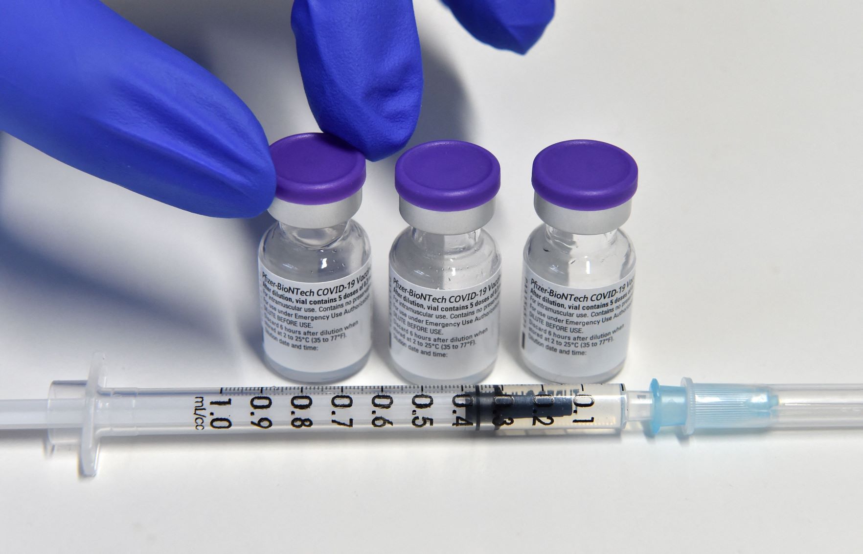従来の新型コロナ用ワクチン＝2021年２月＝AFP時事