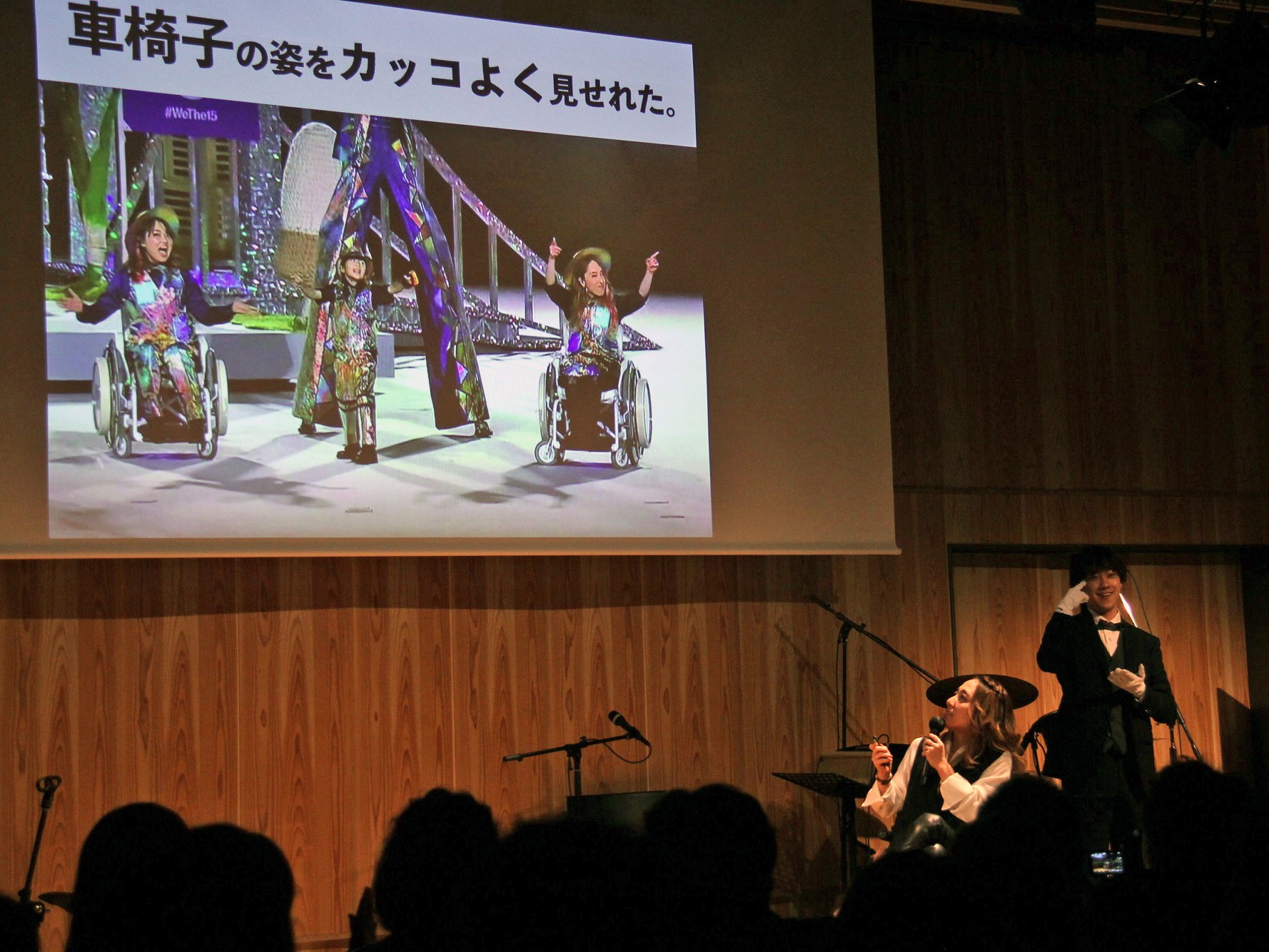 車椅子ドラムで参加閉会式のパフォーマンスについて話す中嶋涼子さん