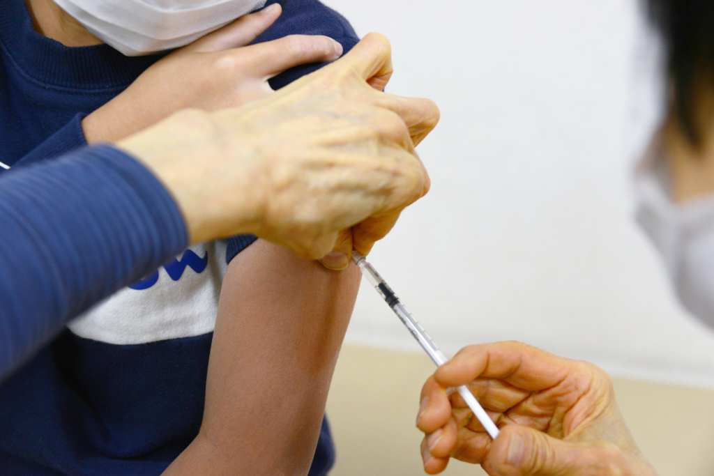 対策の基本はワクチン接種や手洗いの励行などの予防