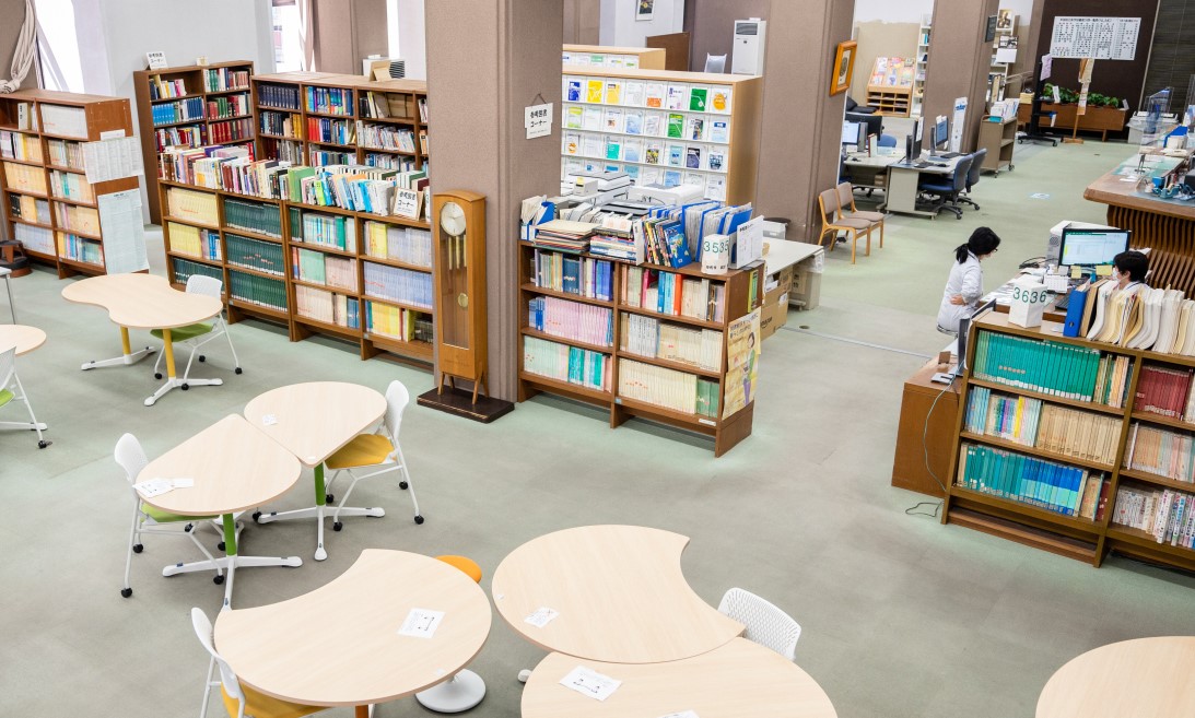 1885年に学祖・高木兼寛氏により始められた「成医会文庫」を起源とする学術情報センター