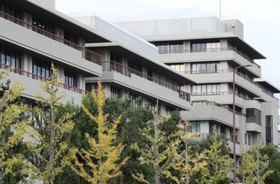 京大病院=京都市左京区