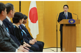 岸田首相、介護事業者を表彰