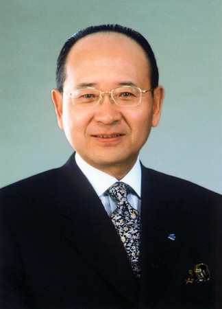 小林一雅・小林製薬会長
