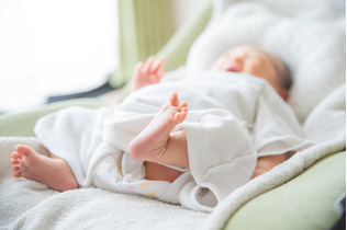 政府対策、効果見通せず＝識者指摘「少子化前提の社会を」―人口動態統計