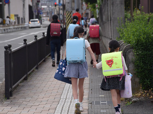 各地で分散登校始まる 友達と会うの楽しみ 宣言解除で加速 新型コロナ 最新医療ニュース 時事メディカル 時事通信の医療ニュースサイト