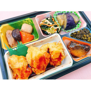 5月の“ご馳走の日”は「九州しんけんうまか旅弁当」をお届け