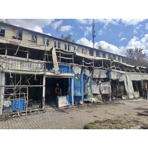ウクライナ：東部コスチャンティニウカの市場へのミサイル攻撃で民間人が死傷