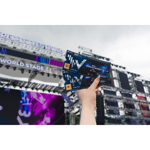 美容外科クリニック「eクリニック」がアジア最大級のEDMフェス「World DJ Festival Japan2025」のオフィシャルスポンサーに就任