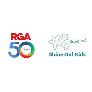 RGAリインシュアランスカンパニー50周年事業としてシャイン・オン！キッズのビーズ・オブ・カレッジプログラムを通して小児がんの子ども達を支援