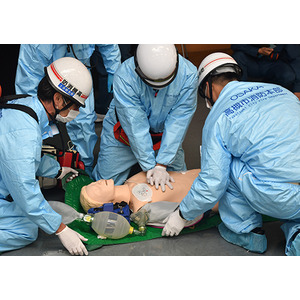 消防・救急隊員の技術向上を目指し心肺停止事案の対応訓練