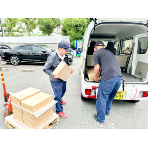 大栄印刷紙器株式会社様より「アトリエ中大江公園前」へ紙材寄付～障害者アートの未来を地域と共に創る