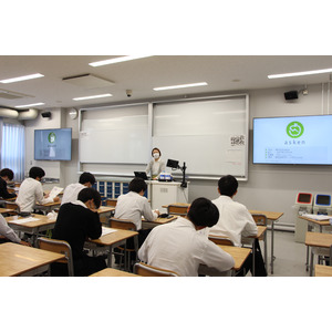 慶應義塾高等学校で2023年度協育プログラム「“食と健康”講座」を実施