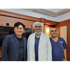 楽天メディカル、インド法人設立を機に、Co-CEO三木谷浩史がインドトップクラスの医療機関を訪問