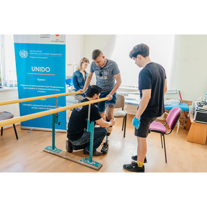 3D義足のインスタリム、国際連合工業開発機関(UNIDO)のプロジェクトに新たに採択。JBIC等より約6,000万円の資金調達を完了し、ウクライナ復興に尽力。