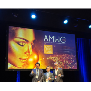 美容医療の国際医学会「AMWC Monaco」にて、古山理事長が日本人で初めて基調講演に登壇し「Bonsai Aesthetics」をテーマに美容医療について講演しました