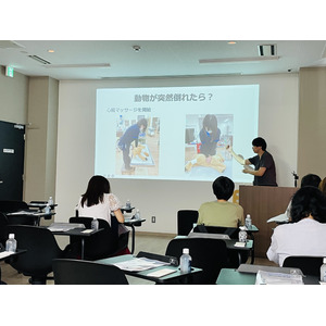 【どうぶつの総合病院】初の飼い主さんの院内見学会を実施