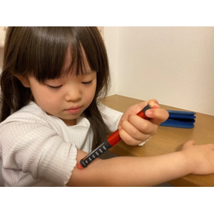 「不治の病から子どもたちを守る『ワクチン開発』」を目指して患者・家族支援の NPO 法人から佐賀大学へ 2000 万円の助成