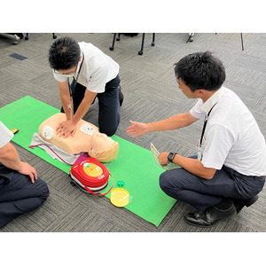 キヤノンシステムアンドサポートの「AED社会貢献活動」が大阪市消防局より「優良応急手当普及啓発事業所」として表彰