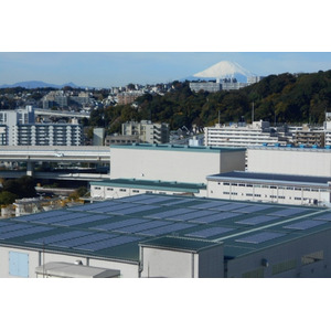 横浜磯子工場、名古屋工場、堺工場に太陽光発電を導入