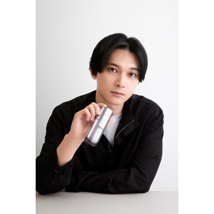 吉沢亮が新ディオール カプチュール ル セラムに出会う