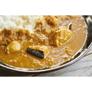 歯医者さんが５周年記念にレトルトカレーを製造？！おいしいカレーを食べたらしっかり歯磨きしましょう！