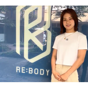 新感覚の「ストレッチ＆リラクゼーション」サービスを提供するRE:BODYが女子総合格闘家ケイト・ロータス選手とスポンサー契約決定