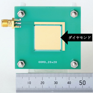単結晶ダイヤモンドを用いた世界最大級の革新的な放射線検出器、医療と科学に新たな可能性