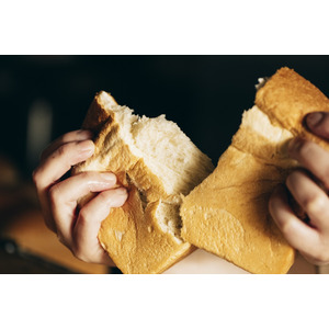 糖質最大81％オフ！　毎日食べることが楽しみになる低糖質パン『ロカボンブレッド』誕生