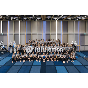 【W大阪】lululemon「Align(TM)」10周年を記念し国際ヨガデーに体験型イベントを開催