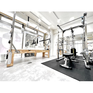 マシンピラティス導入！！パーソナルジム『PERSONAL TRAINING STUDIO U府中女性専門店』パーソナルマシンピラティスレッスン開始