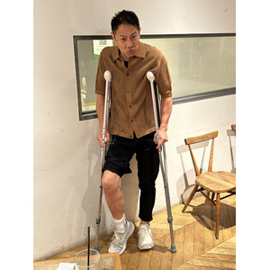 右膝手術の森脇健児　退院・復帰いたしました
