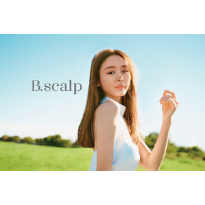 TBC から頭皮ケアブランド「B.scalp（ビースカルプ）」が誕生。第一弾商品として〈ヘッドスクラブ〉を発売。イメージモデルに加治ひとみさんを起用！