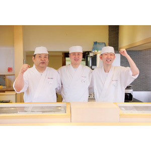 ７月～　宮城県“立ち仕事”が基本の寿司職人 機能性ウエア着用実験開始