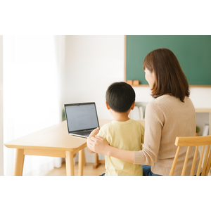 在宅ワークと復学支援で障がいや病気のある子どもと家族をサポート