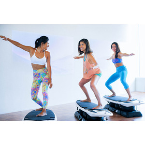 誰なのかはまだ言えません--。人気インフルエンサーが、「Surf Fit」「REDY'S GYM」のアンバサダーに就任決定！